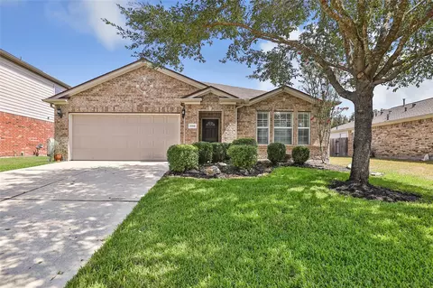 2708 Woodspring Acres Dr, Kingwood, TX 77345