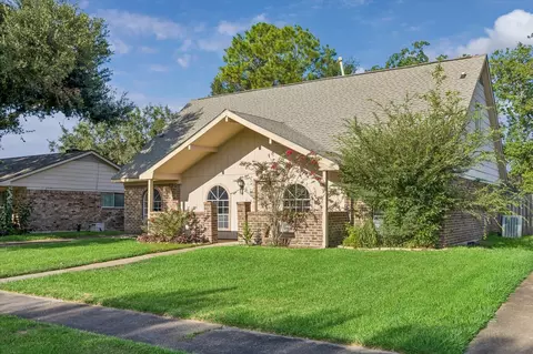 3111 Apple Dr, Missouri City, TX 77459