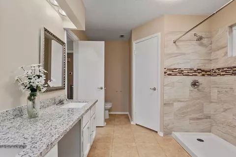 Bath - 5822 Fallengate Dr, Spring, TX 77373 photo 4 of 5