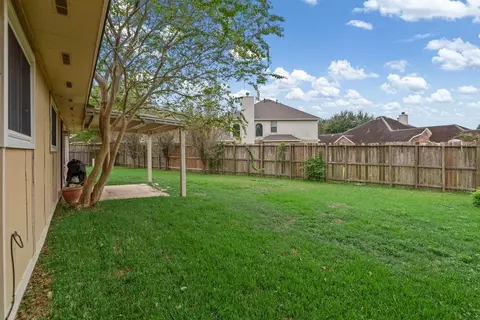 Exterior - 5822 Fallengate Dr, Spring, TX 77373 photo 4 of 5