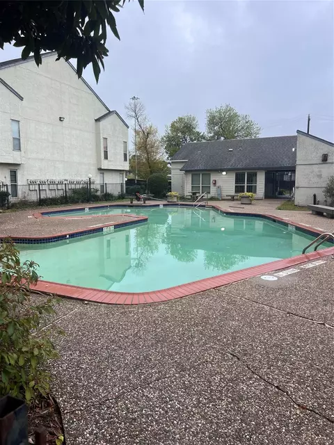 7313 Gulf Fwy #123, Houston, TX 77017