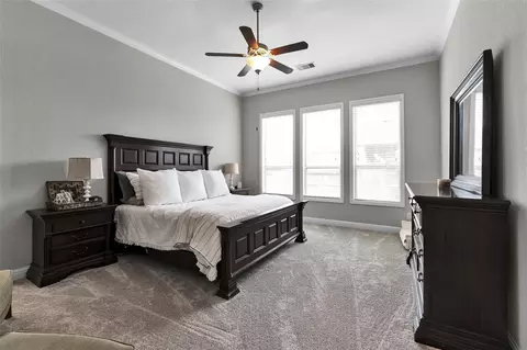 Bedroom - 561 Rolling Brook Ln, Pinehurst, TX 77362 photo 1 of 5