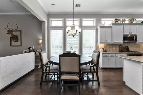 Dining - 561 Rolling Brook Ln, Pinehurst, TX 77362 photo 2 of 2