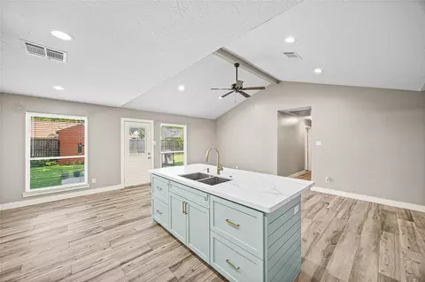 Other - 5923 Dee Dr, Pasadena, TX 77505 photo 2 of 5