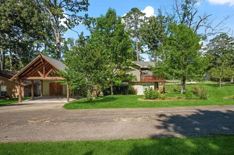 271 Jennings Ln, Livingston, TX 77351
