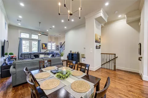 411 W 17th St #B, Houston, TX 77008