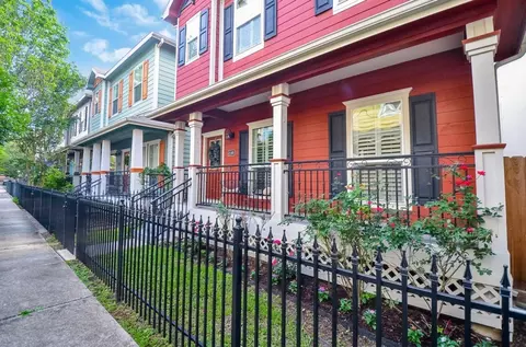 1106 W 18th St, Houston, TX 77008