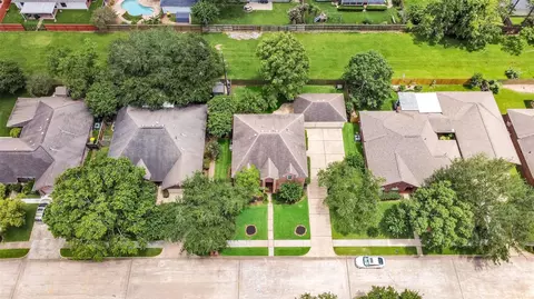 2609 John St, Pearland, TX 77581