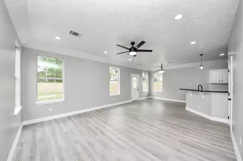 Living - 1105 E Kyle Rd, Clute, TX 77531 photo 1 of 6