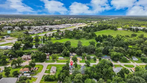 View/Area - 1105 E Kyle Rd, Clute, TX 77531 photo 2 of 2