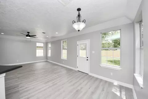 Living - 1105 E Kyle Rd, Clute, TX 77531 photo 6 of 6