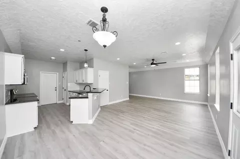 Living - 1105 E Kyle Rd, Clute, TX 77531 photo 5 of 6