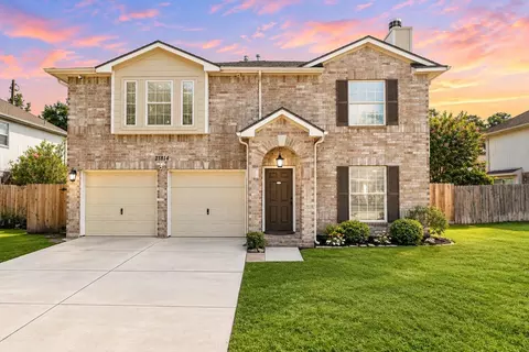 Exterior - 21814 Long Castle Dr, Spring, TX 77388 photo 2 of 9