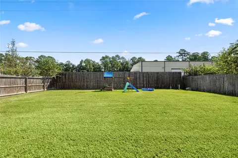 Exterior - 21814 Long Castle Dr, Spring, TX 77388 photo 8 of 9