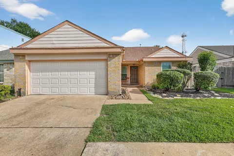 11842 S Fairhollow Ln, Houston, TX 77043