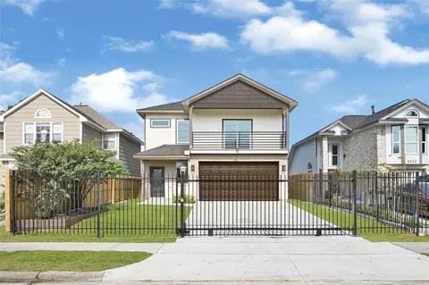 4802 Tracemeadow Dr, Houston, TX 77066