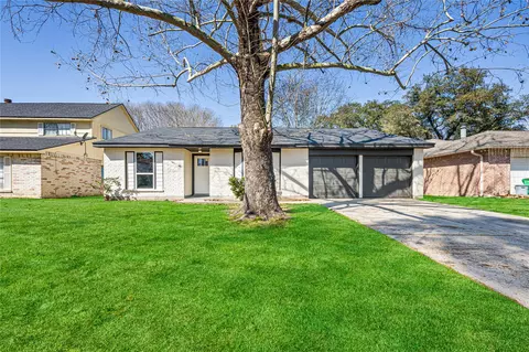 4515 Mossygate Dr, Spring, TX 77373