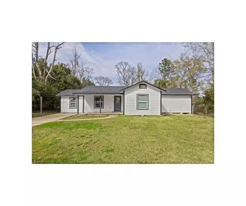 370 W Bolivar St, Vidor, TX 77662