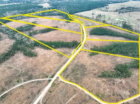 2 Hardin Hideout Rd # A, Moscow, TX 75960