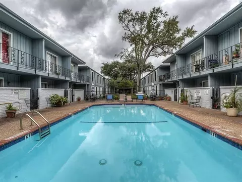 1901 S Voss Rd #61, Houston, TX 77057