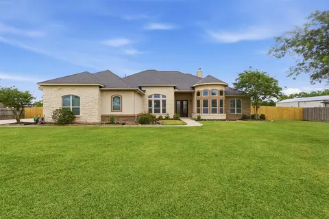 5111 Landon Ln, Baytown, TX 77523