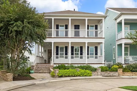 7 Curiosity Ln, Galveston, TX 77554