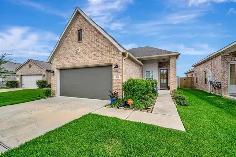 5314 Abbeville Ct, Dickinson, TX 77539