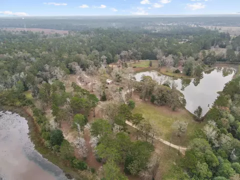 587 Private Road 5200, Woodville, TX 75979