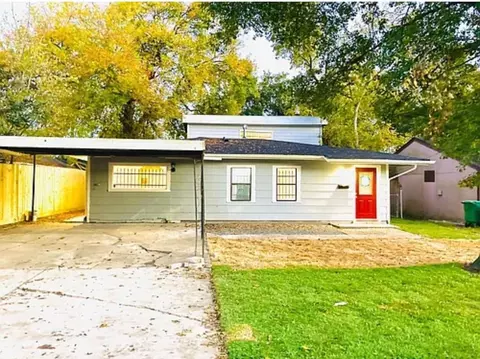 7339 Mountbatten Rd, Houston, TX 77033