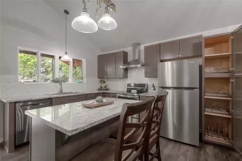 Kitchen - 110 N Bailey St, Trinity, TX 75862 photo 4 of 6