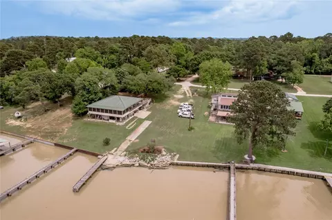View/Area - 110 N Bailey St, Trinity, TX 75862 photo 4 of 6