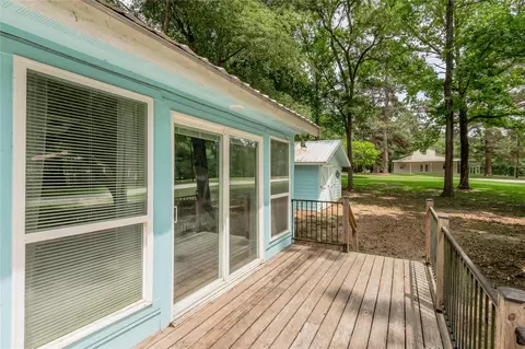 Exterior - 110 N Bailey St, Trinity, TX 75862 photo 7 of 10