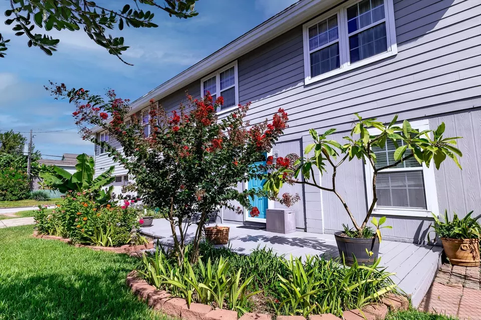 Other - 2120 73rd St, Galveston, TX 77551 photo 6 of 11