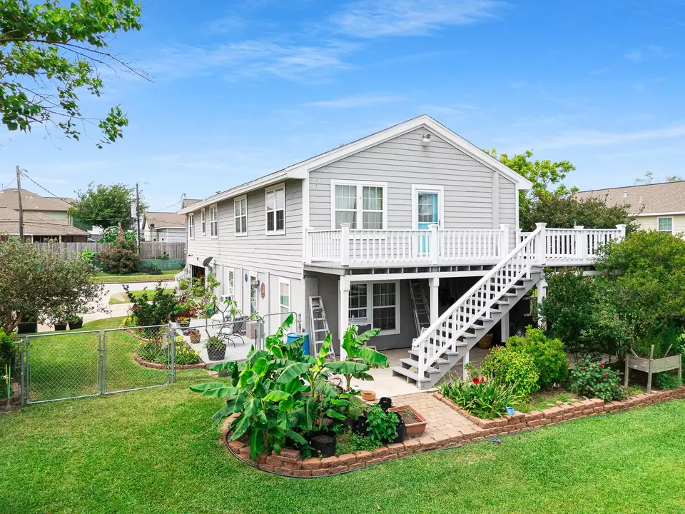 Other - 2120 73rd St, Galveston, TX 77551 photo 10 of 11