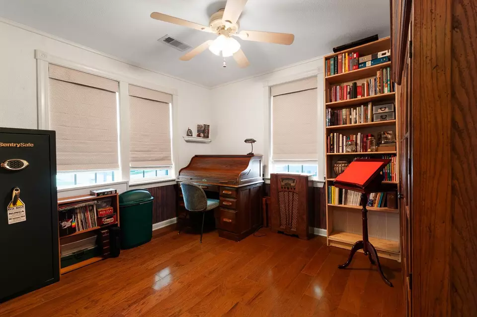 Other - 2120 73rd St, Galveston, TX 77551 photo 2 of 11