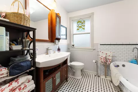 Bath - 2120 73rd St, Galveston, TX 77551 photo 1 of 4