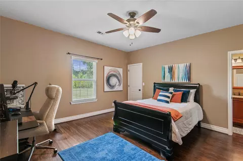 Bedroom - 16144 Firetower Rd, Conroe, TX 77306 photo 8 of 9