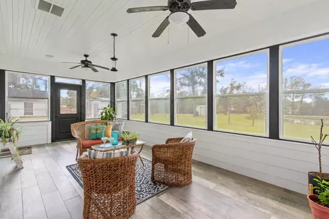 Exterior - 16144 Firetower Rd, Conroe, TX 77306 photo 4 of 7
