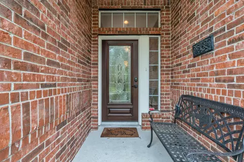 Entry Way - 44 Windsor Bridge Dr, Conroe, TX 77384 photo 2 of 5