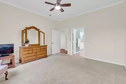 Bedroom - 44 Windsor Bridge Dr, Conroe, TX 77384 photo 3 of 4