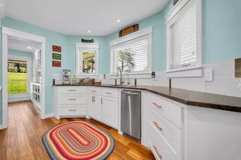 Kitchen - 310 Cove Loop, Coldspring, TX 77331 photo 5 of 6