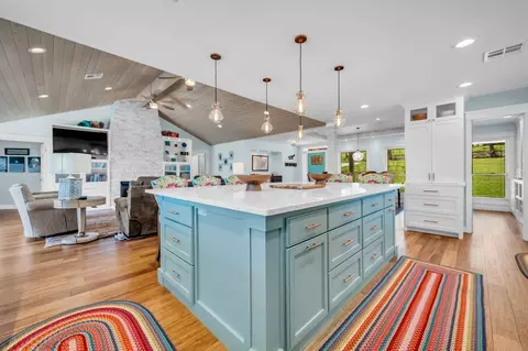 Kitchen - 310 Cove Loop, Coldspring, TX 77331 photo 3 of 6