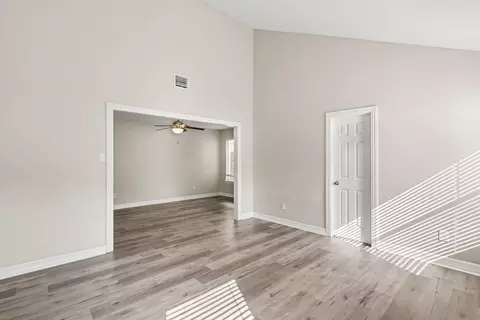 Living - 3 Flint St, Conroe, TX 77301 photo 4 of 5