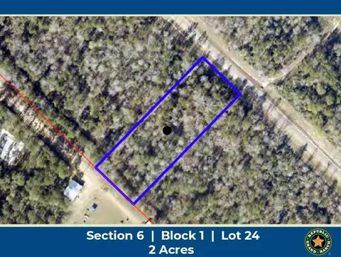 11652 Grand North Rd, Willis, TX 77358