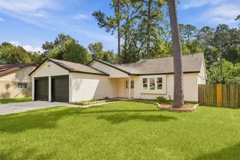Exterior - 2526 Rambling Brook Dr, Spring, TX 77373 photo 2 of 3