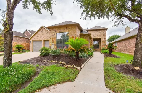 2214 Ascot Ln, Sugar Land, TX 77479