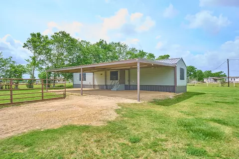 1003 Nunez St, Beasley, TX 77417