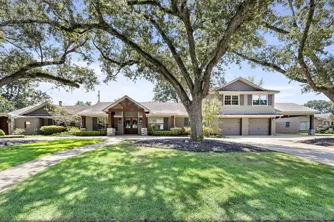 4615 Regina Ln, Beaumont, TX 77706