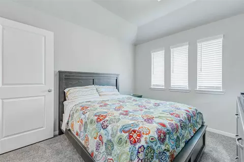 Bedroom - 2806 Kingly Pine Trl, Conroe, TX 77385 photo 11 of 11