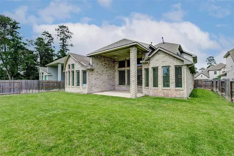 Exterior - 2806 Kingly Pine Trl, Conroe, TX 77385 photo 9 of 12